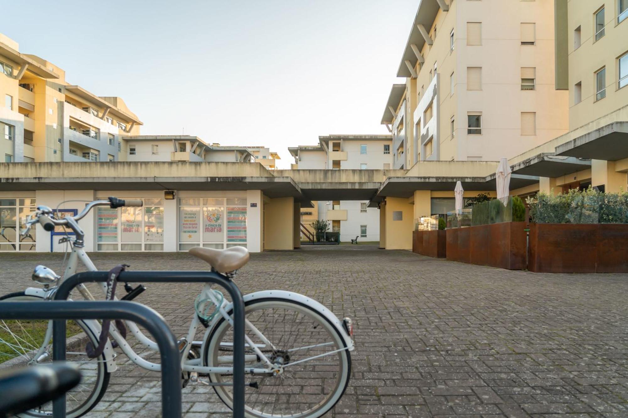 Apart T3 Com Piscina Tenis Ginasio E Parq Infant Lisboa Kültér fotó